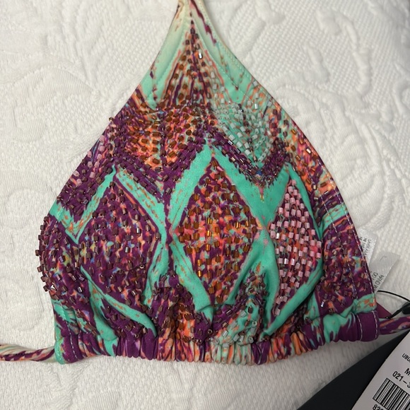 VIX Paula Herman swimsuit bikini top
(NWT) Cute and luxurious. - Picture 2 of 4